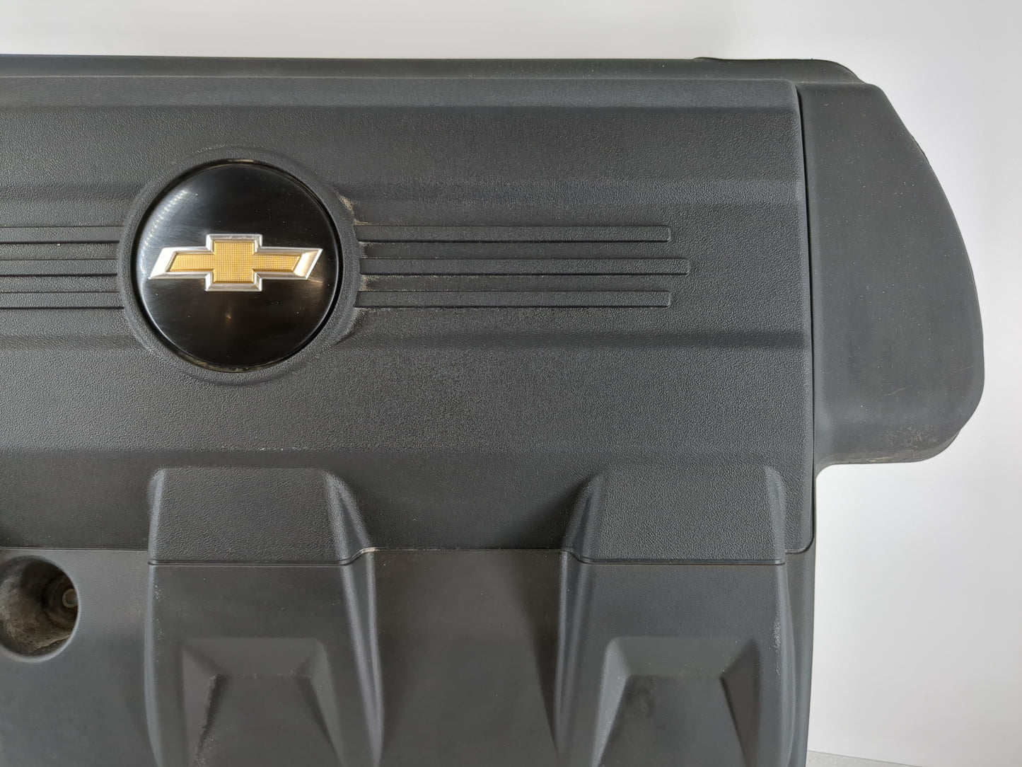 2013 Chevrolet Equinox Engine Cover - Oemusedautoparts1.com