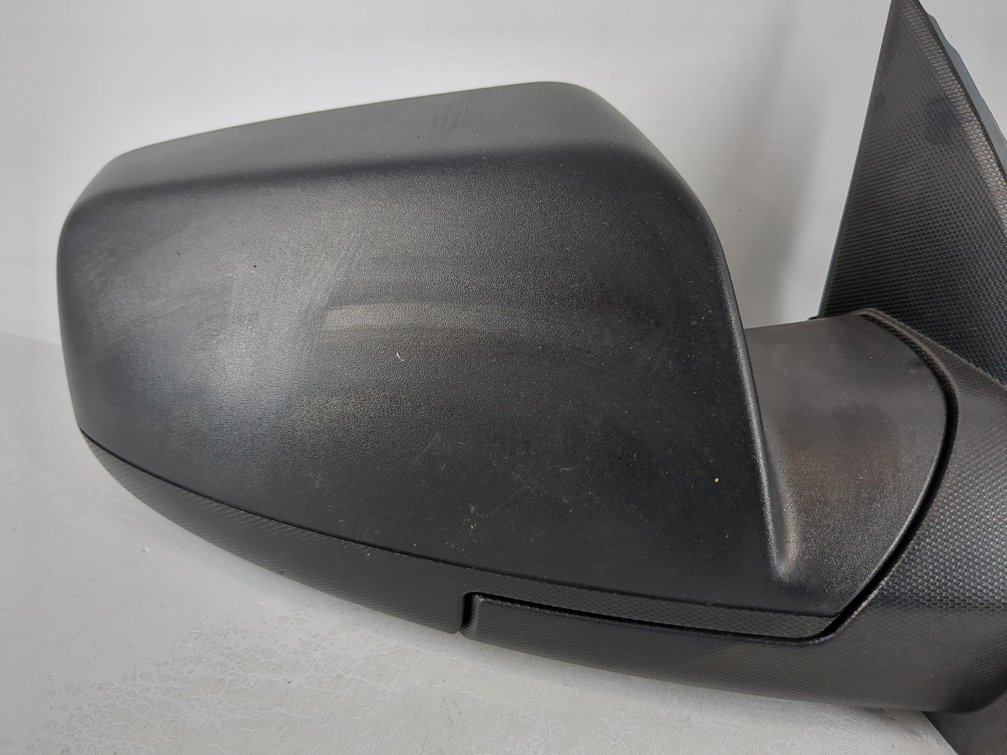 2012-2014 Chevrolet Equinox Passenger Side View Mirror - Right Door Mirror OEM Used - Oemusedautoparts1.com