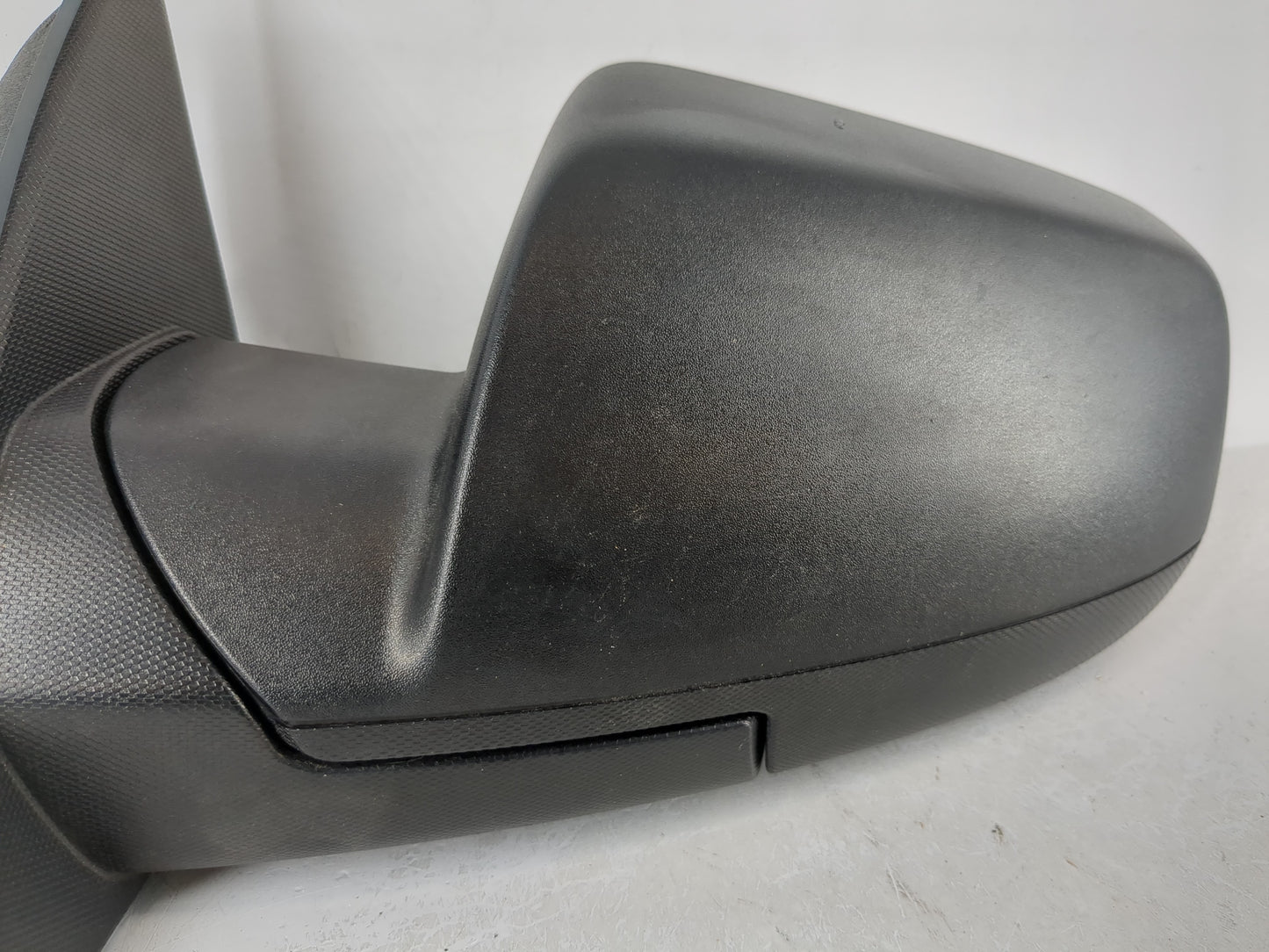 2012-2014 Chevrolet Equinox Driver Side View Mirror - Left Door Mirror OEM Used - Oemusedautoparts1.com