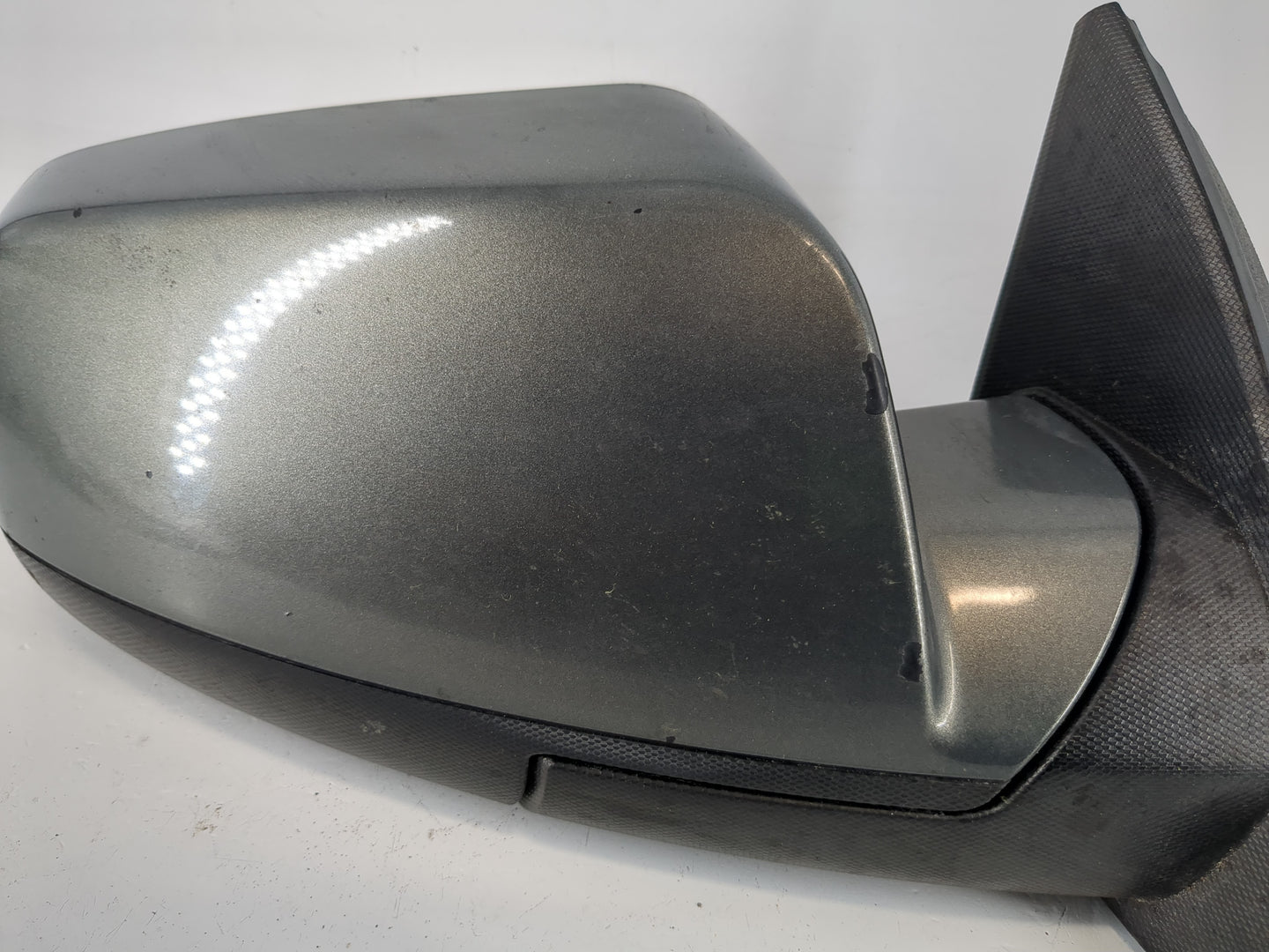 2011-2014 Chevrolet Equinox Passenger Side View Mirror - Right Door Mirror OEM Used - Oemusedautoparts1.com