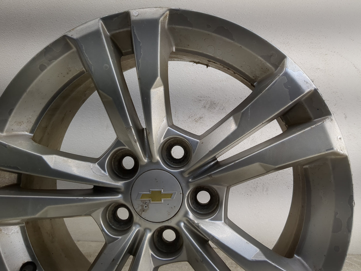 2010-2017 Chevrolet Equinox Oem Wheel Rim 1173670 - Oemusedautoparts1.com