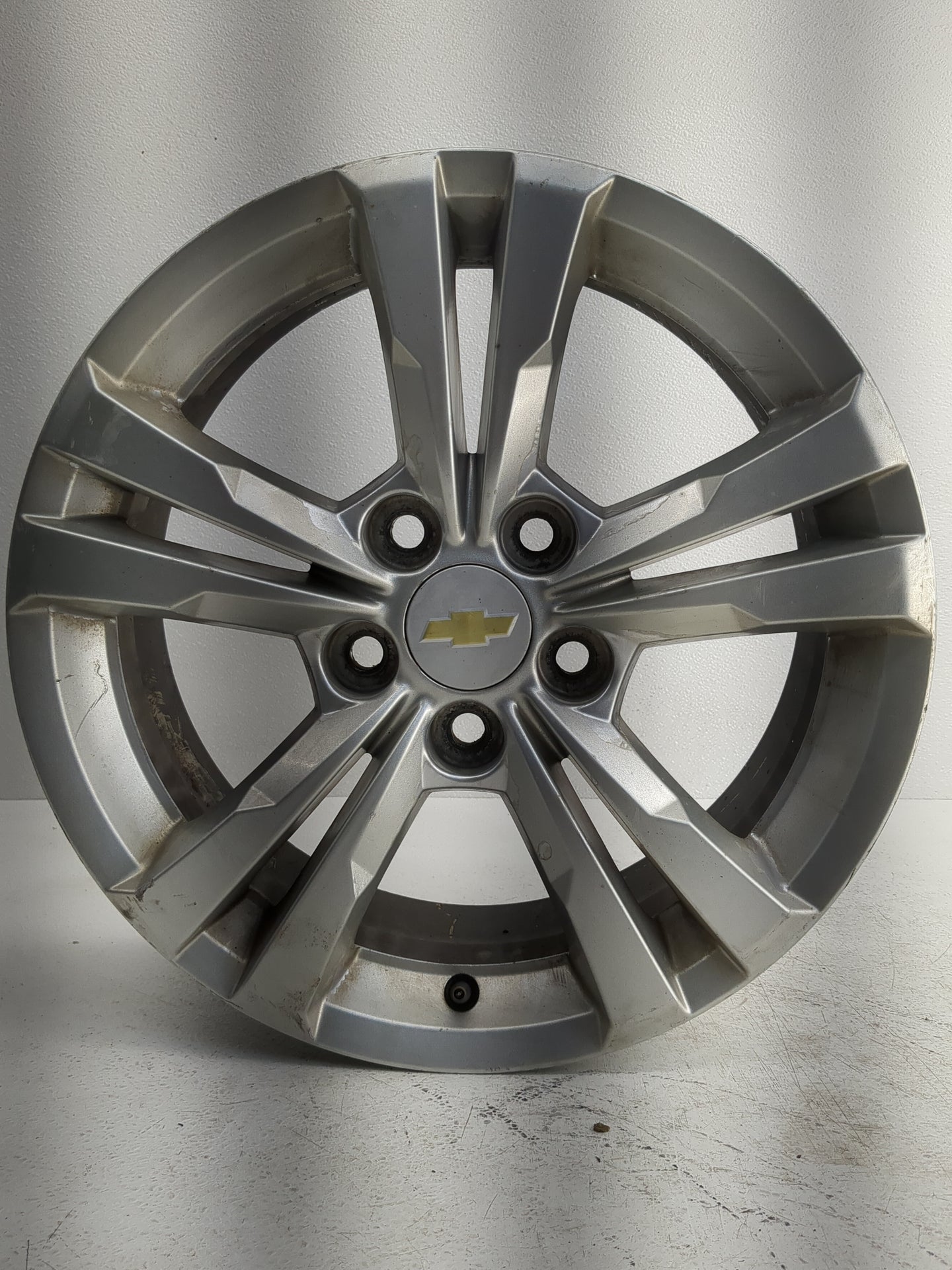 2010-2017 Chevrolet Equinox Oem Wheel Rim - Oemusedautoparts1.com