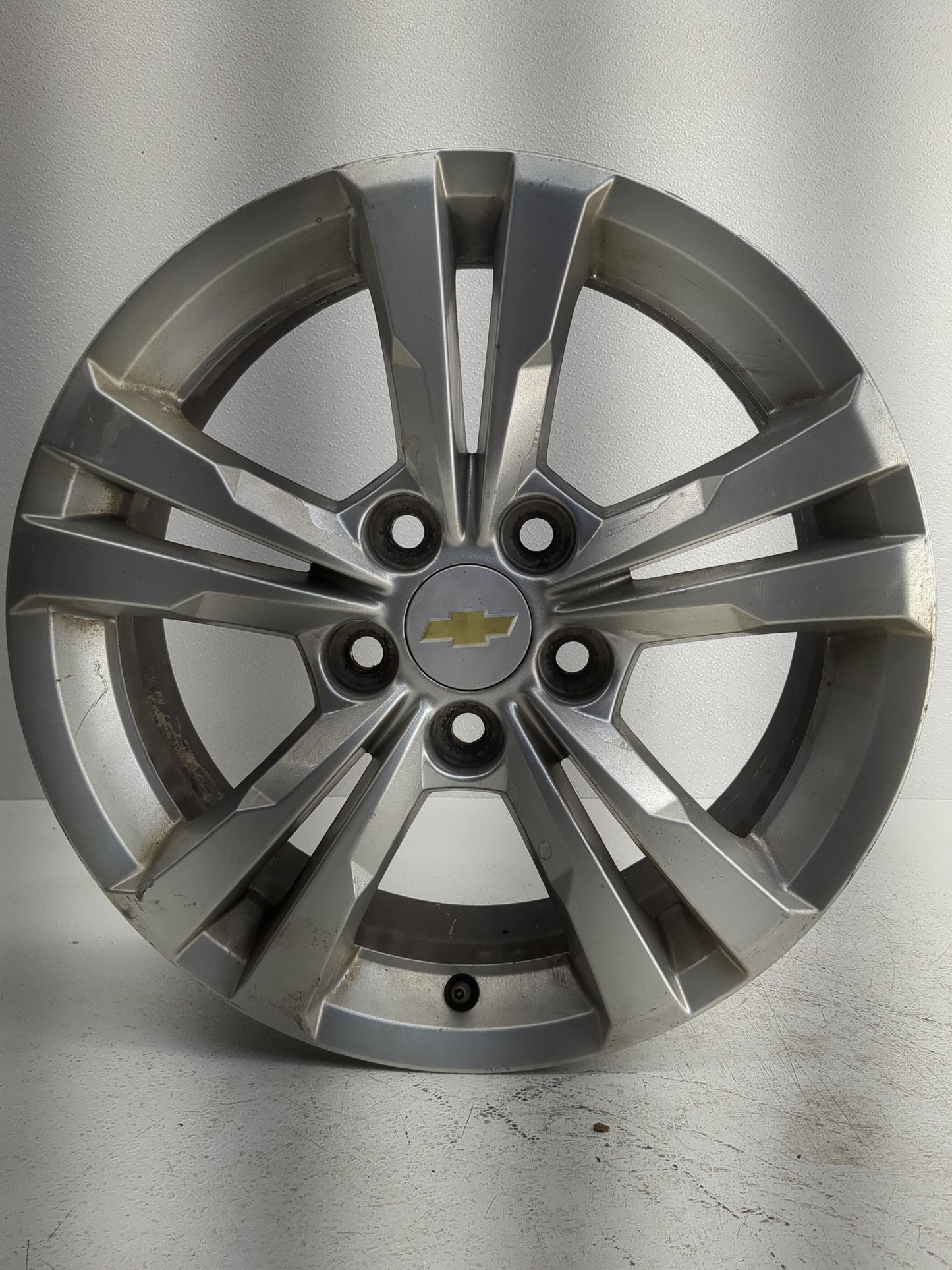 2010-2017 Chevrolet Equinox Oem Wheel Rim - Oemusedautoparts1.com