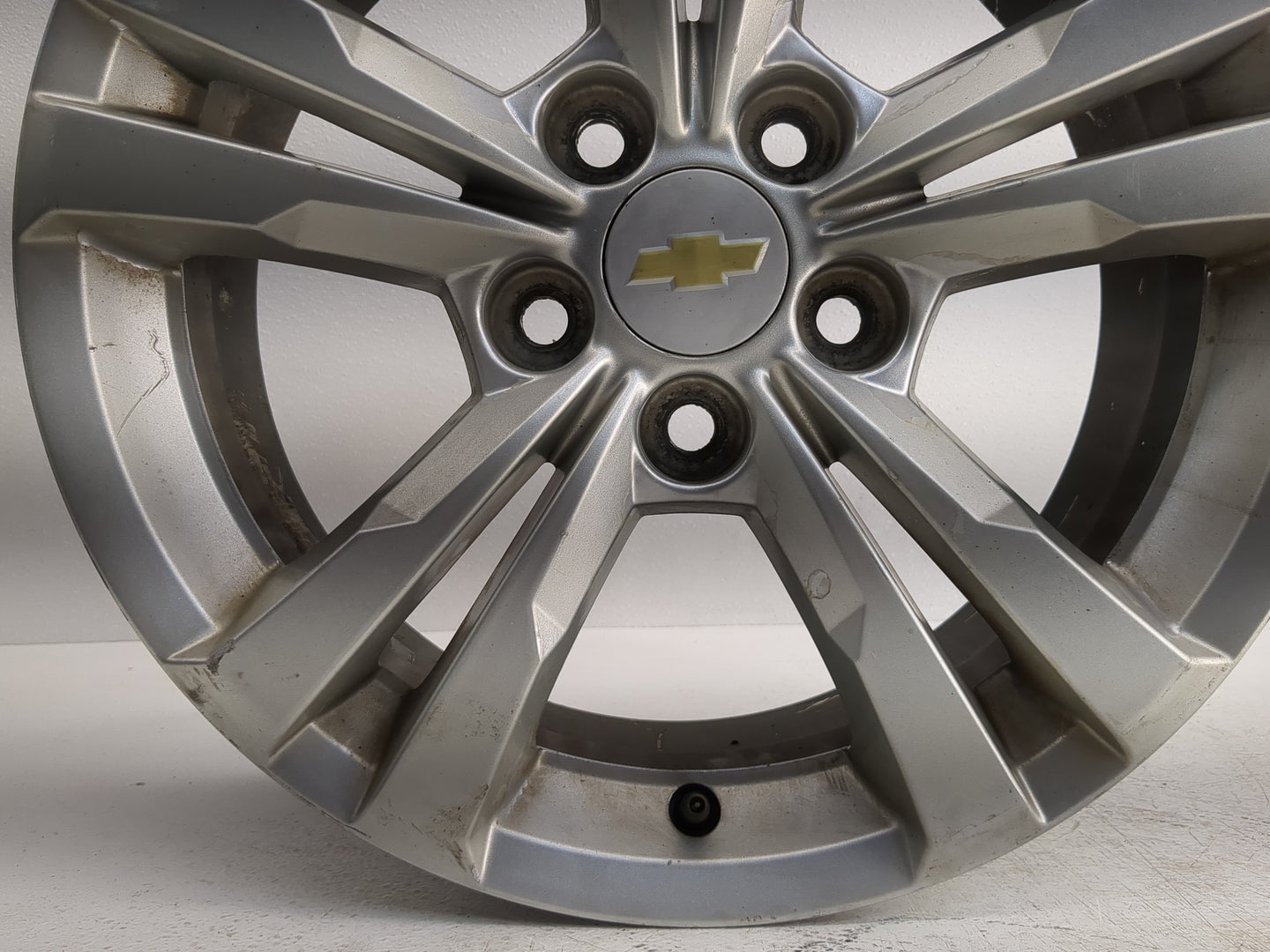 2010-2017 Chevrolet Equinox Oem Wheel Rim 1173671 - Oemusedautoparts1.com