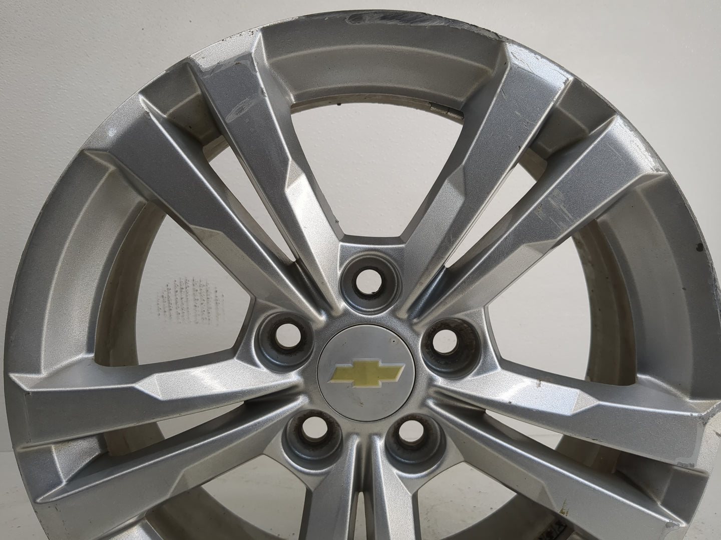 2010-2017 Chevrolet Equinox Oem Wheel Rim 1173672 - Oemusedautoparts1.com