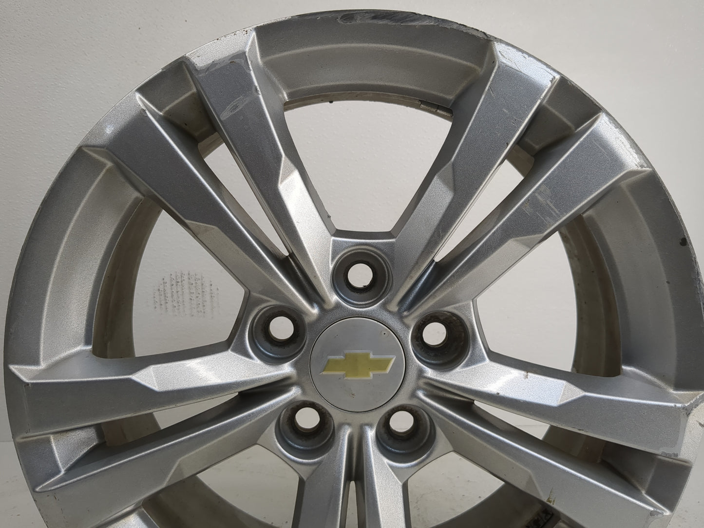 2010-2017 Chevrolet Equinox Oem Wheel Rim 1173672 - Oemusedautoparts1.com