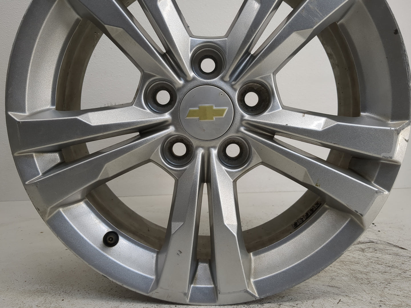 2010-2017 Chevrolet Equinox Oem Wheel Rim - Oemusedautoparts1.com