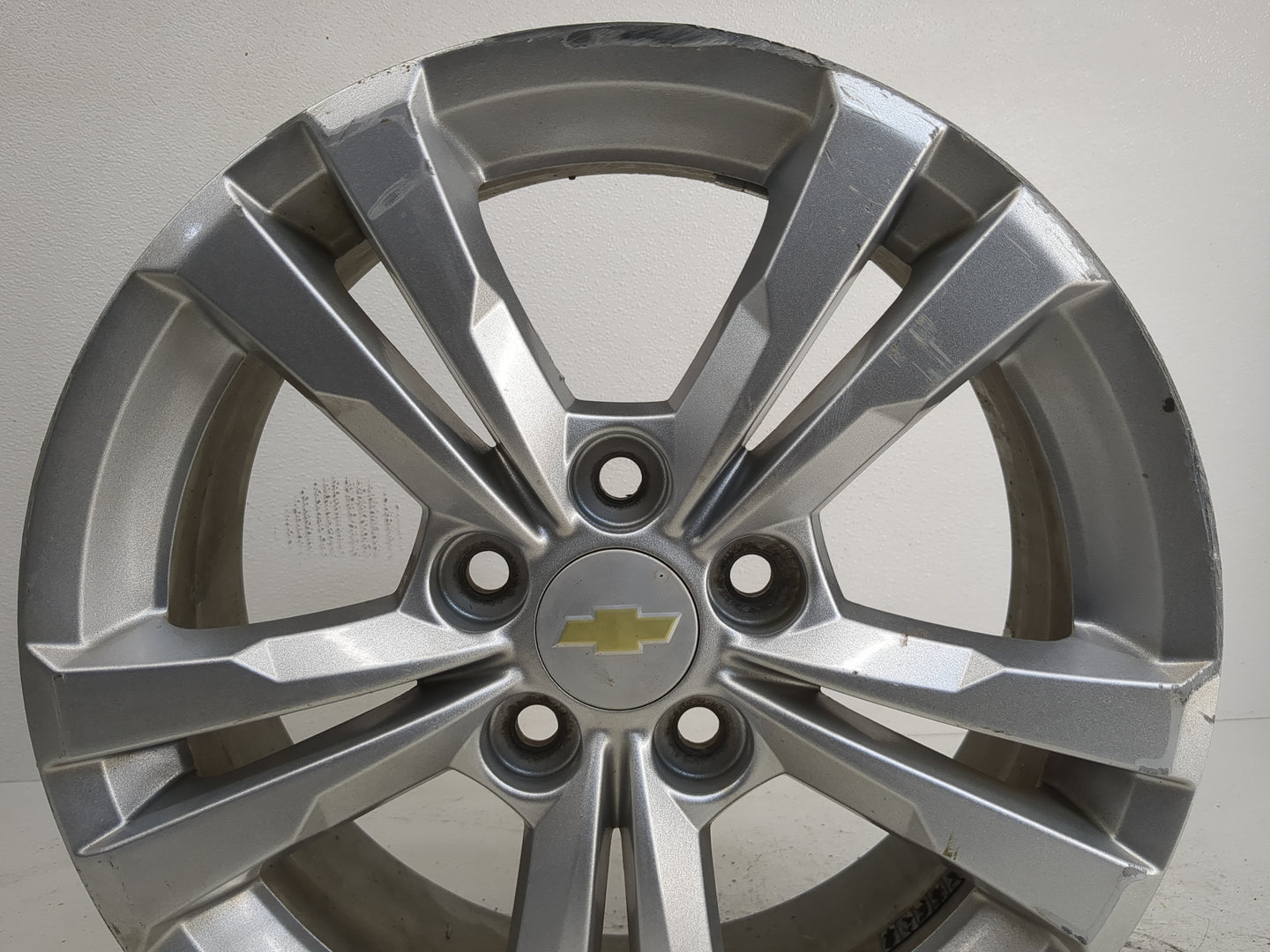 2010-2017 Chevrolet Equinox Oem Wheel Rim - Oemusedautoparts1.com