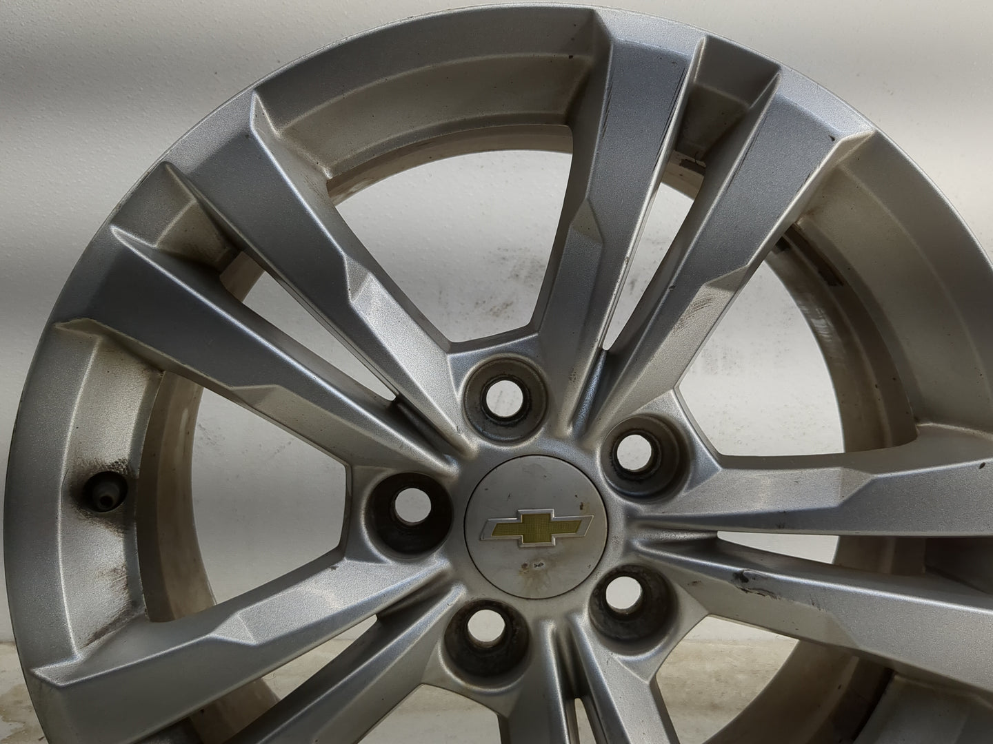 2010-2017 Chevrolet Equinox Oem Wheel Rim 1173673 - Oemusedautoparts1.com