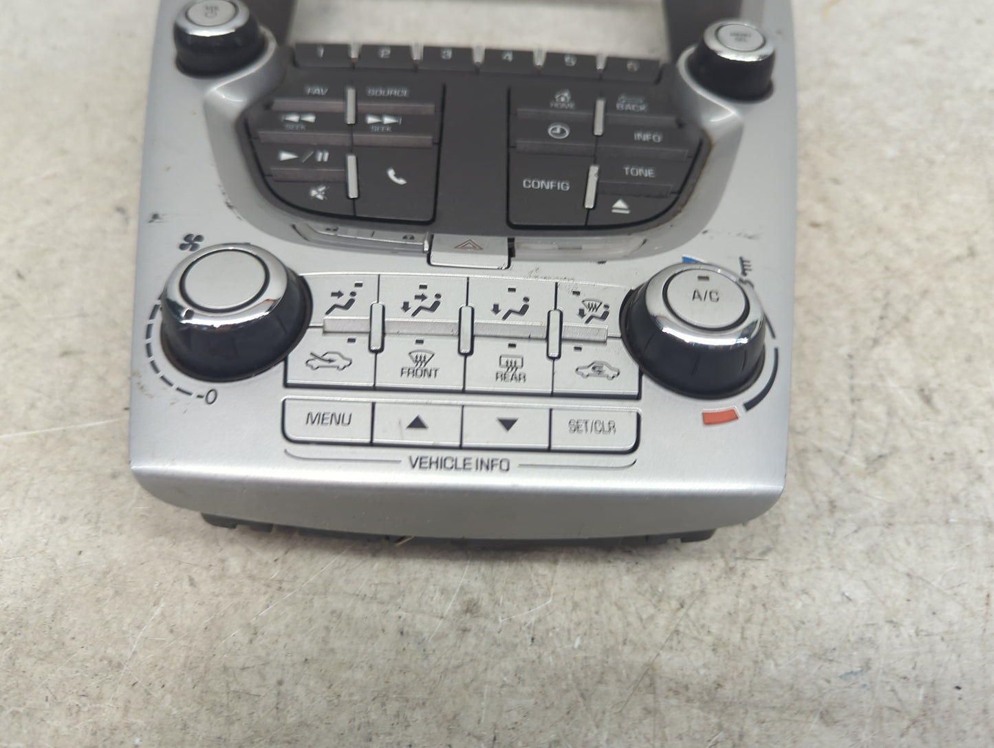 2012-2015 Chevrolet Equinox Radio Control Panel 1174394 - Oemusedautoparts1.com