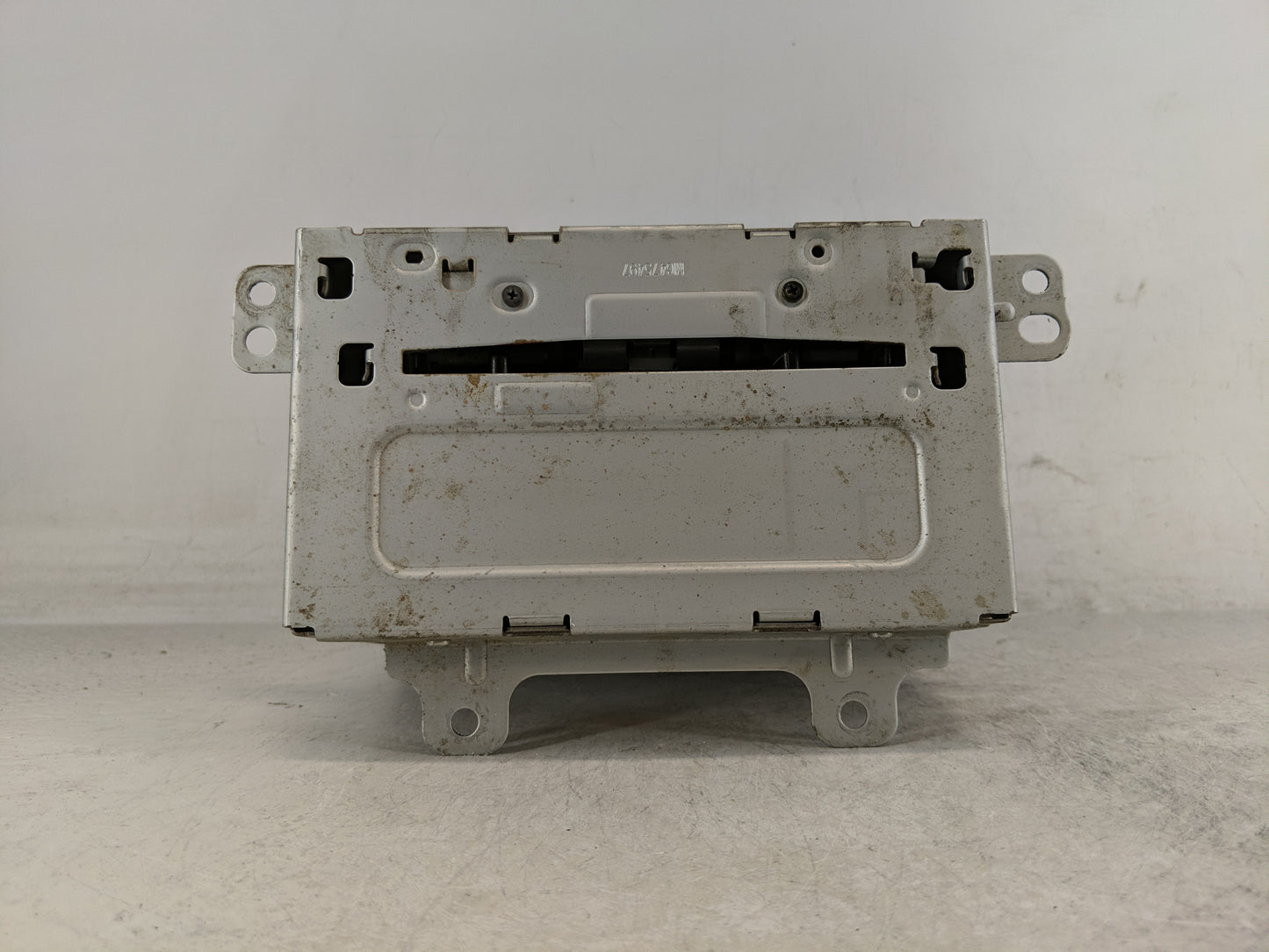2013-2015 Chevrolet Equinox Radio AM FM Cd Player Receiver Replacement P/N:22923803 Fits Fits 2013 2014 2015 2016 OEM Used A