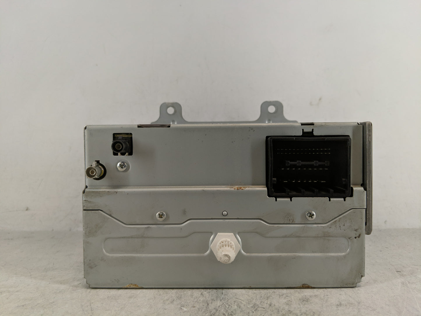 2013-2015 Chevrolet Equinox Radio AM FM Cd Player Receiver Replacement P/N:22923803 Fits Fits 2013 2014 2015 2016 OEM Used A