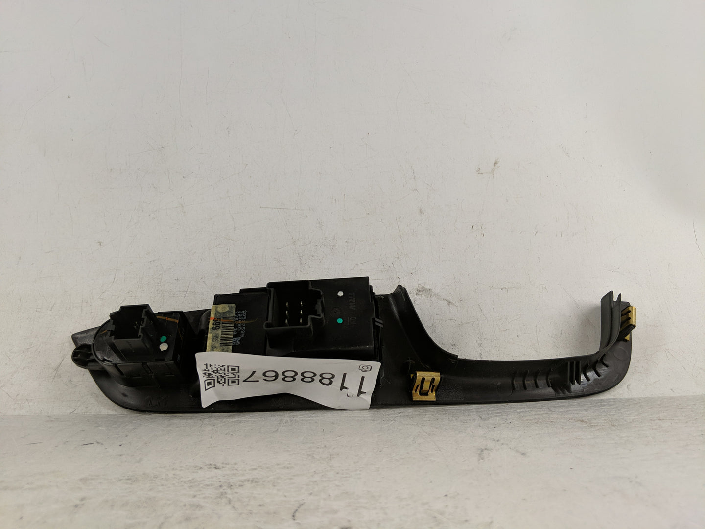 2010-2017 Chevrolet Equinox Master Power Window Switch Replacement Driver Side Left P/N:20917599 Fits OEM Used Auto Parts - 