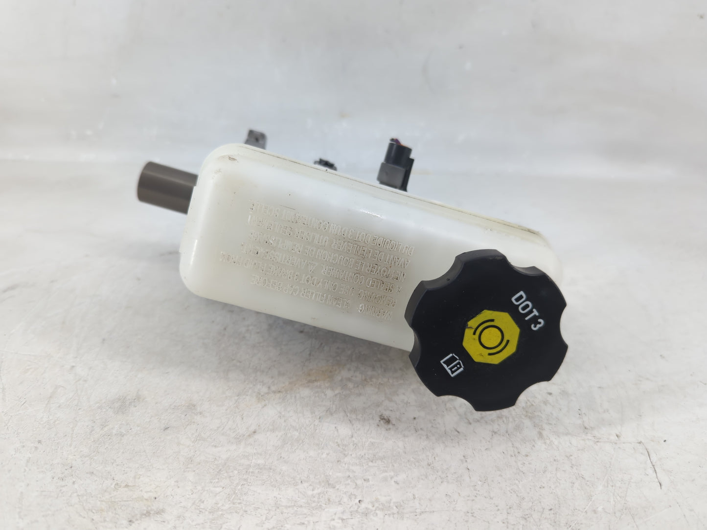 2011-2017 Chevrolet Equinox Brake Master Cylinder - Oemusedautoparts1.com