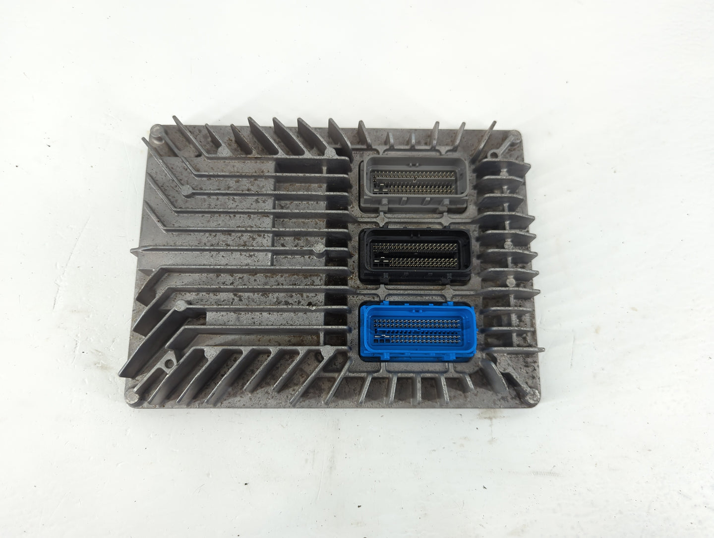 2013 Chevrolet Equinox PCM Engine Control Computer ECU ECM PCU OEM P/N:E39A 12655476 Fits OEM Used Auto Parts - Oemusedautop