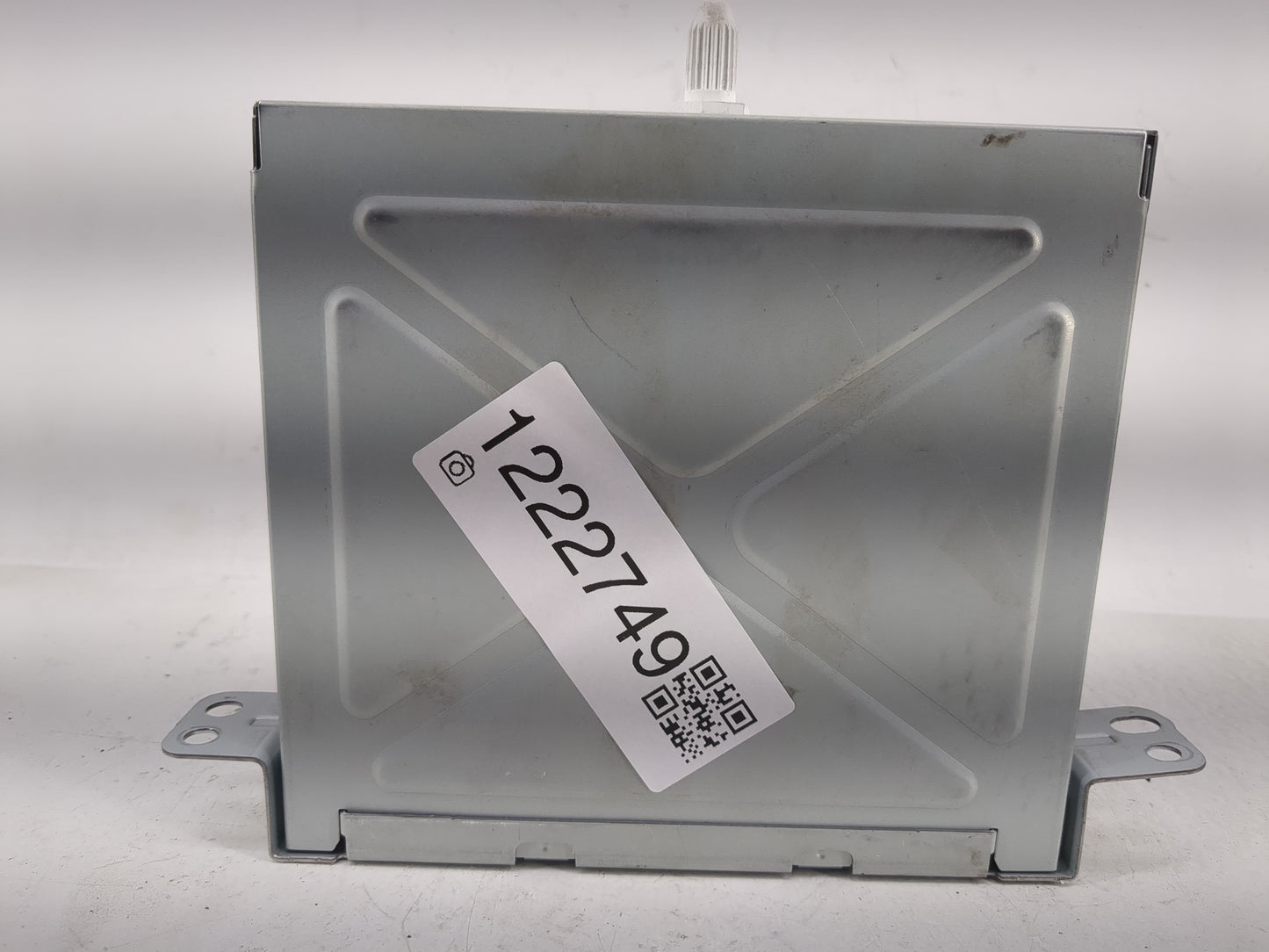 2013 Chevrolet Equinox Radio AM FM Cd Player Receiver Replacement P/N:23135481 Fits OEM Used Auto Parts - Oemusedautoparts1.