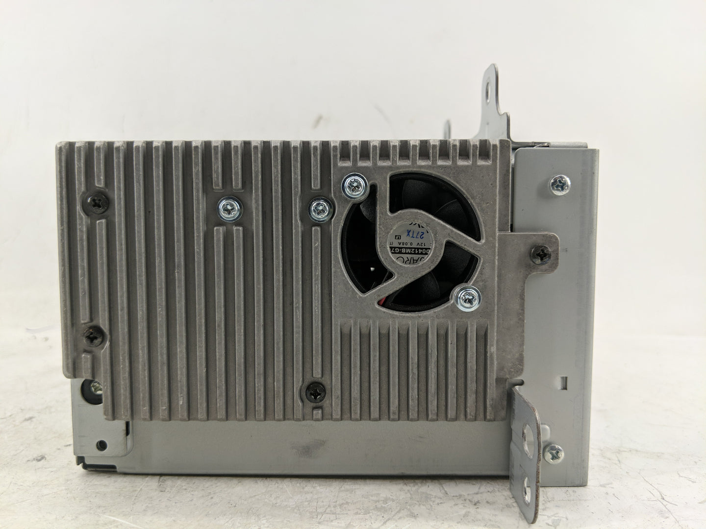 2013 Chevrolet Equinox Radio AM FM Cd Player Receiver Replacement P/N:23135481 Fits OEM Used Auto Parts - Oemusedautoparts1.