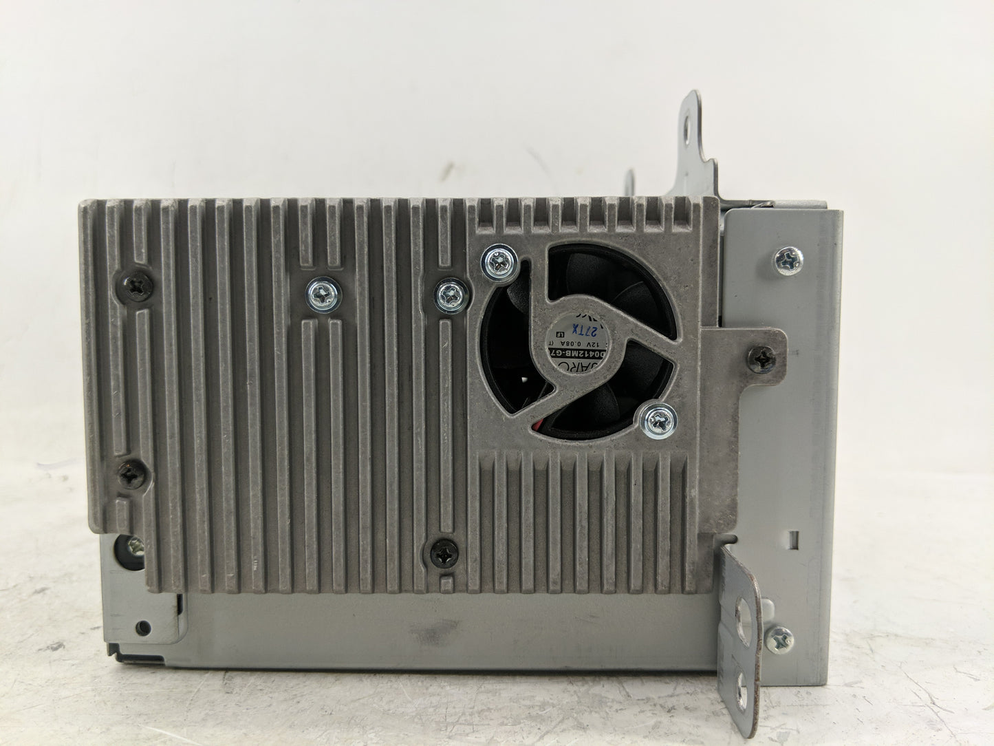 2013 Chevrolet Equinox Radio AM FM Cd Player Receiver Replacement P/N:23135481 Fits OEM Used Auto Parts - Oemusedautoparts1.