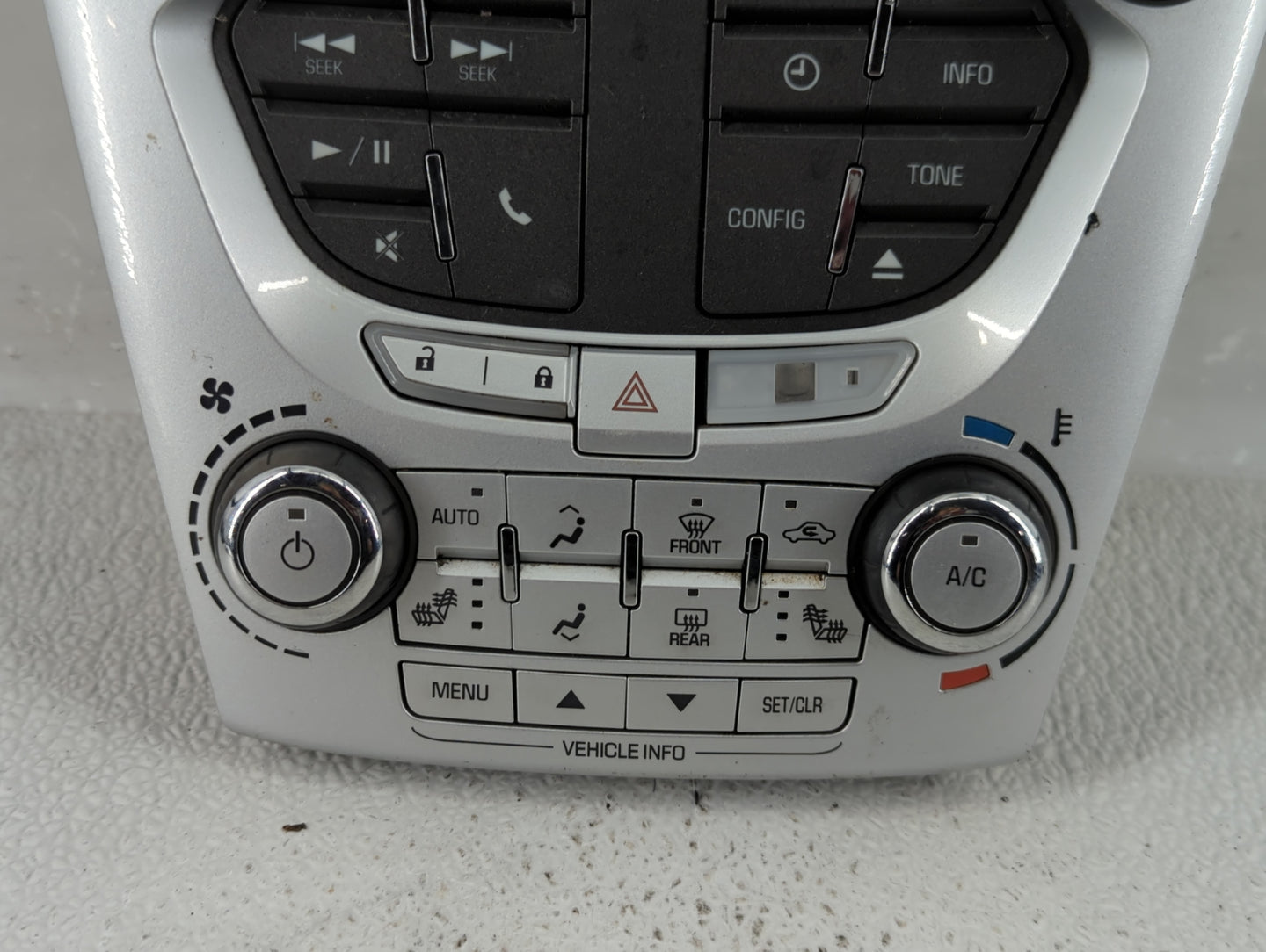 2013 Chevrolet Equinox Climate Control Module Temperature AC/Heater Replacement P/N:22880243 23450883 Fits OEM Used Auto Par