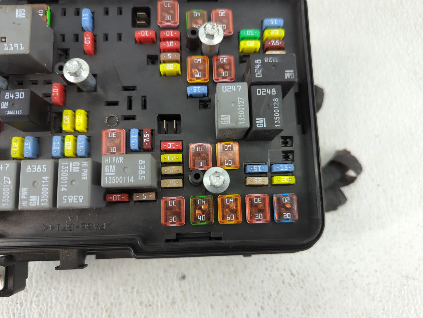 2013-2016 Chevrolet Equinox Fusebox Fuse Box Panel Relay Module P/N:22929763 01 Fits Fits 2013 2014 2015 2016 OEM Used Auto 