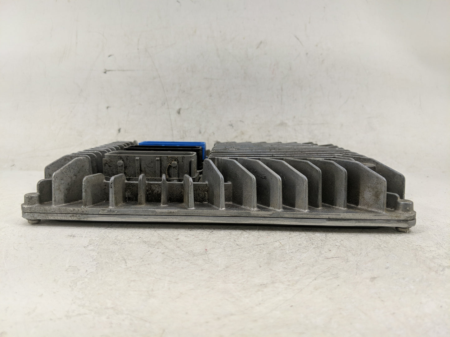 2013-2016 Chevrolet Equinox PCM Engine Control Computer ECU ECM PCU OEM P/N:12655476 Fits Fits 2013 2014 2015 2016 OEM Used 