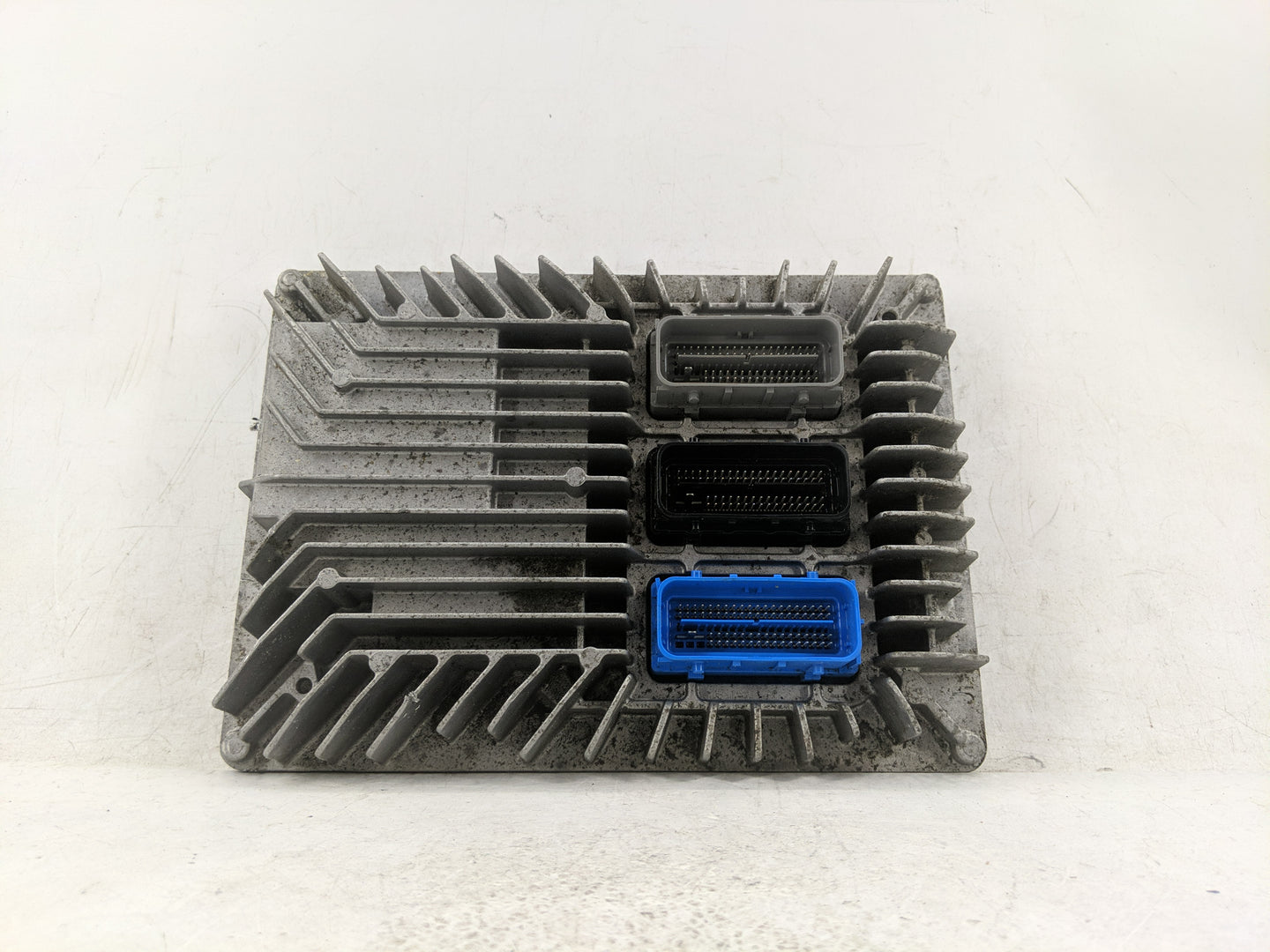 2013-2016 Chevrolet Equinox PCM Engine Control Computer ECU ECM PCU OEM P/N:12655476 Fits Fits 2013 2014 2015 2016 OEM Used 