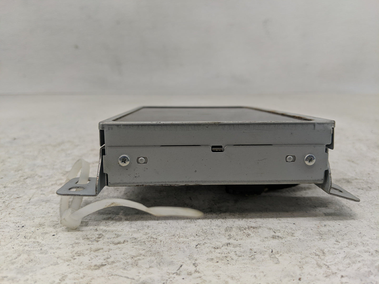 2013 Chevrolet Equinox Radio AM FM Cd Player Receiver Replacement P/N:P0104D1208021TE208 P228072011 Fits OEM Used Auto Parts