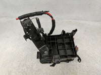 2013-2016 Chevrolet Equinox Fusebox Fuse Box Panel Relay Module P/N:22929761 Fits Fits 2013 2014 2015 2016 OEM Used Auto Par