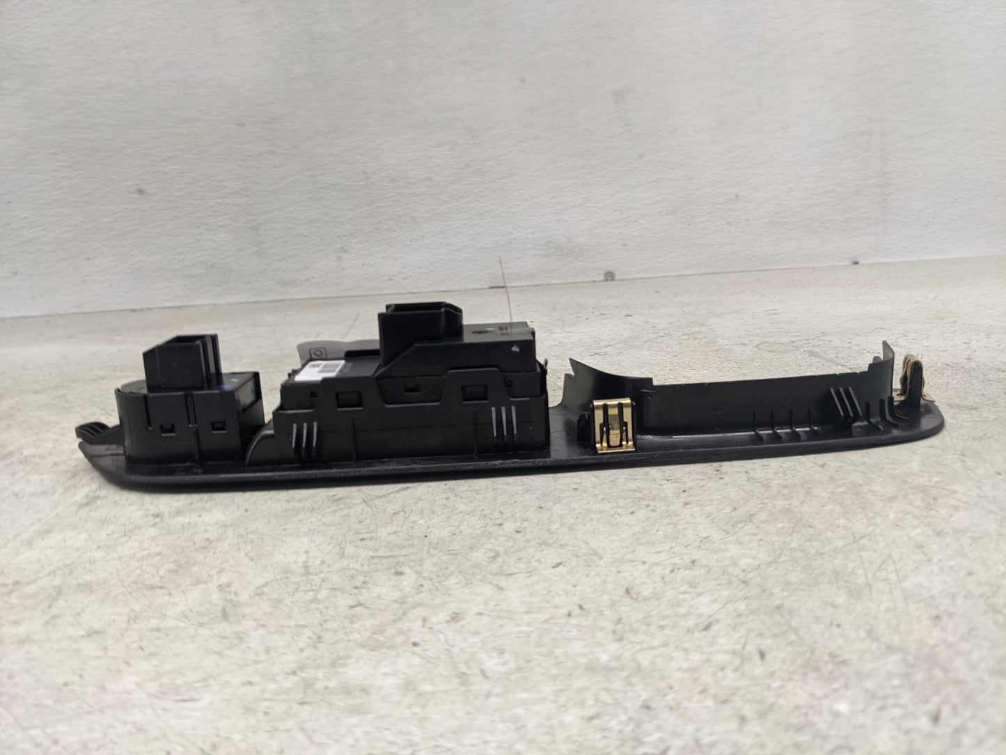 2010-2017 Chevrolet Equinox Master Power Window Switch Replacement Driver Side Left P/N:20917599 Fits OEM Used Auto Parts - 