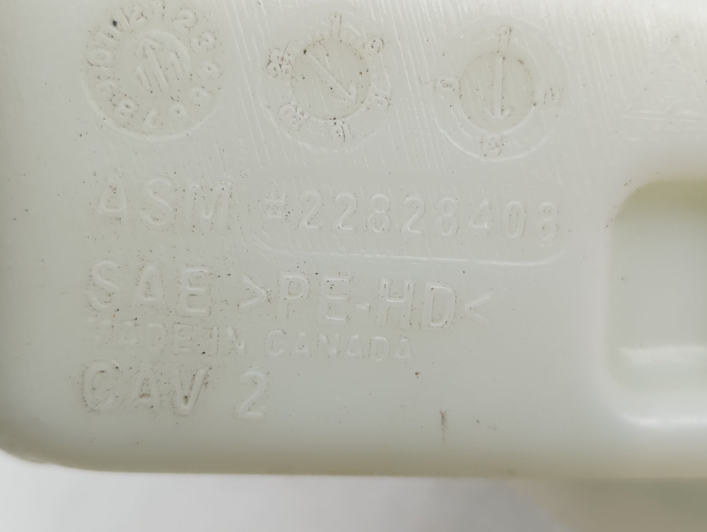 2010-2017 Chevrolet Equinox Windshield Washer Fluid Reservoir Bottle Oem - Oemusedautoparts1.com