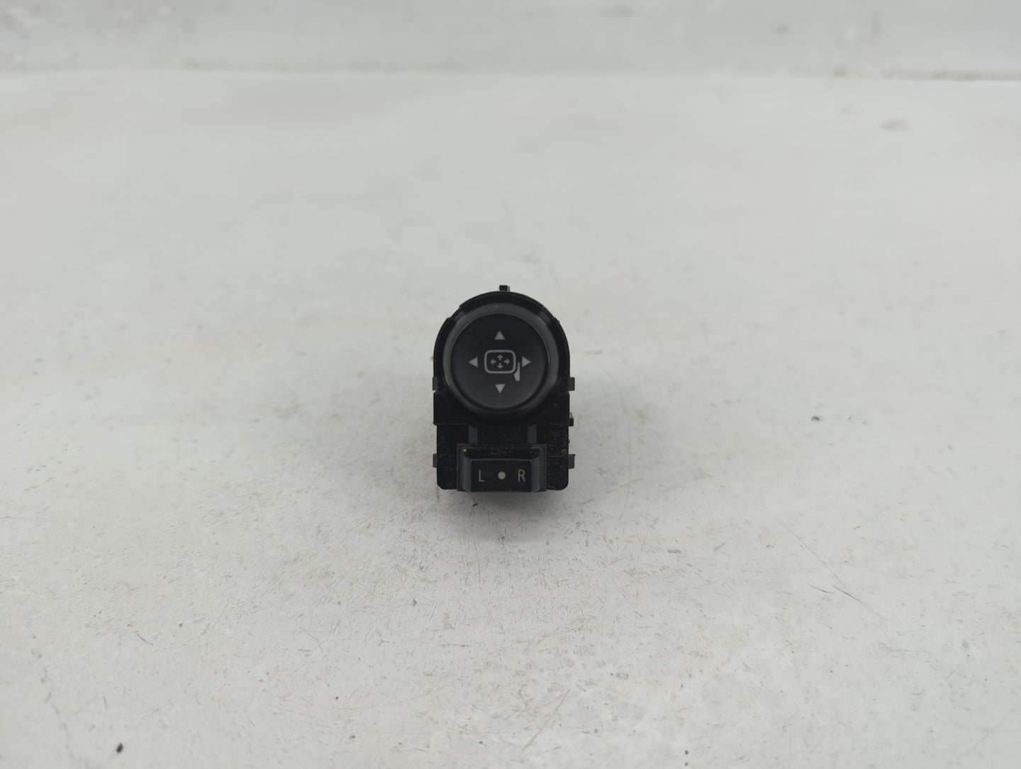 2010-2017 Chevrolet Equinox Master Power Window Switch Replacement Driver Side Left P/N:20846188 Fits OEM Used Auto Parts - 
