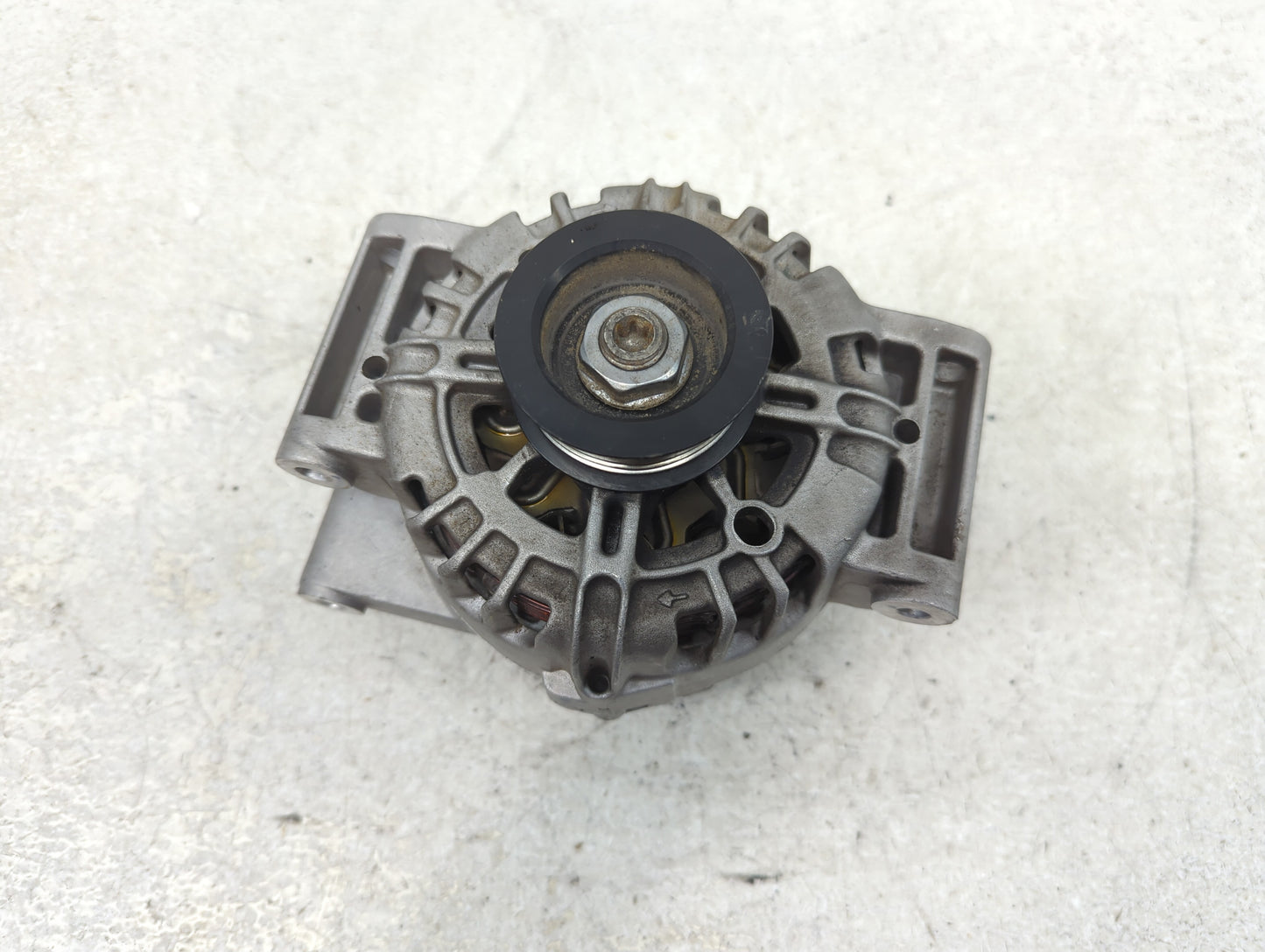 2010-2017 Chevrolet Equinox Alternator Replacement Generator Charging Assembly Engine OEM P/N:2620360 13588328 Fits OEM Used