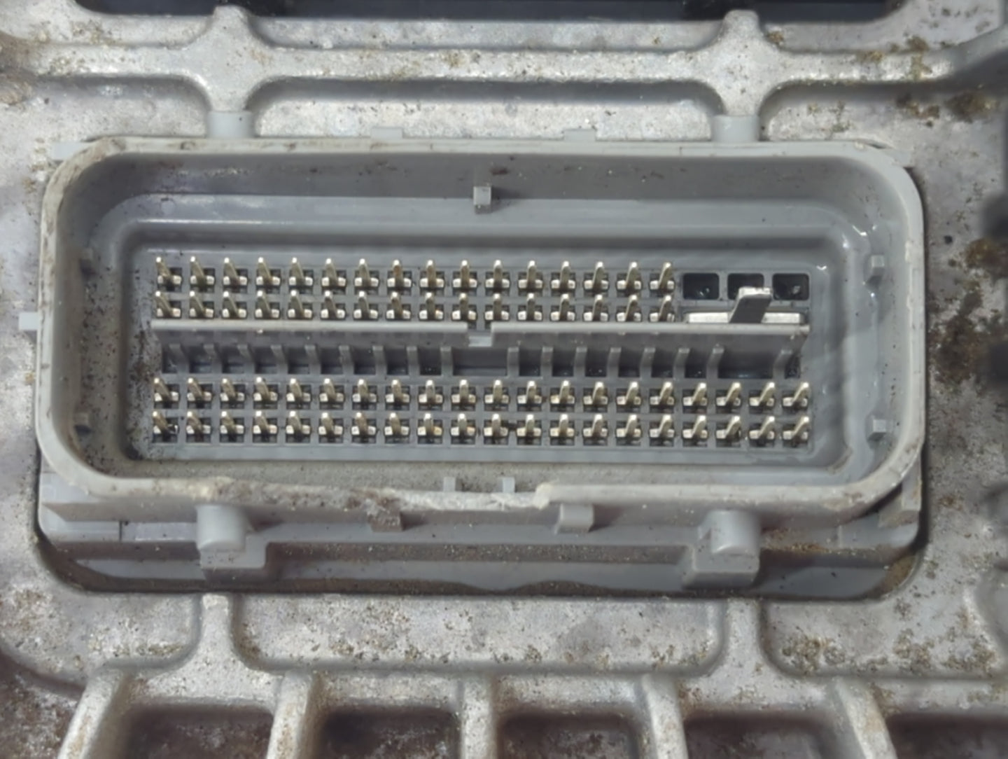 2013-2016 Chevrolet Equinox PCM Engine Control Computer ECU ECM PCU OEM P/N:12655476 Fits Fits 2013 2014 2015 2016 OEM Used 