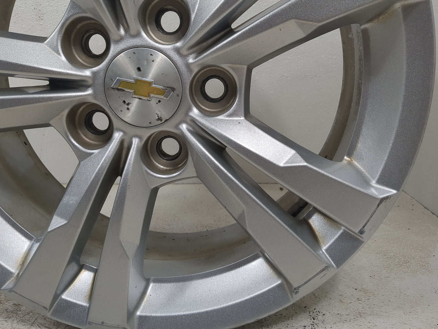 2010-2017 Chevrolet Equinox Oem Wheel Rim 1374821 - Oemusedautoparts1.com