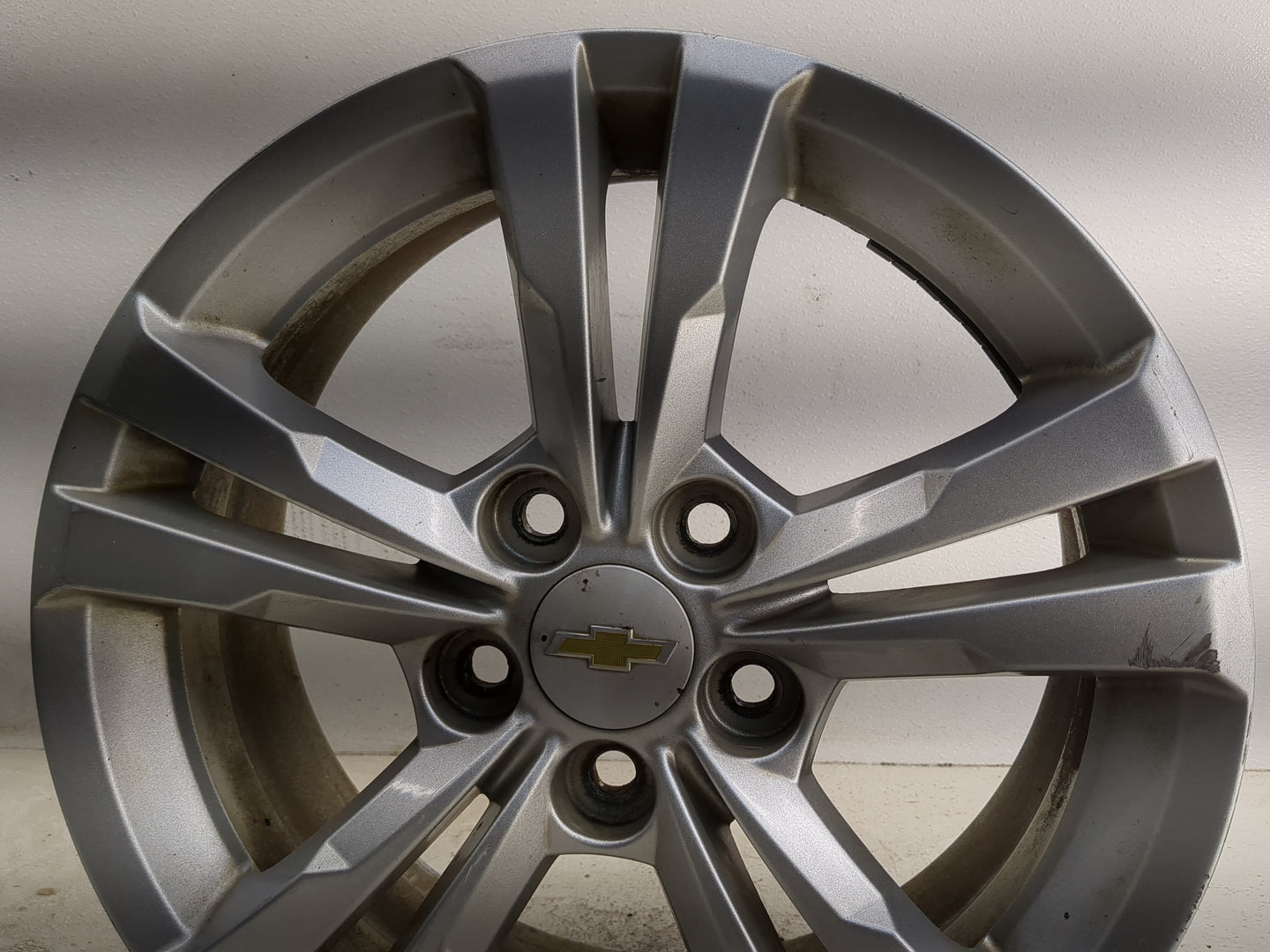 2010-2017 Chevrolet Equinox Oem Wheel Rim 1374823 - Oemusedautoparts1.com