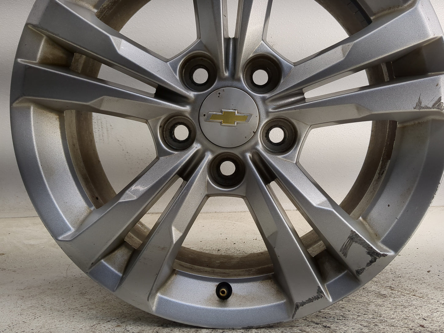 2010-2017 Chevrolet Equinox Oem Wheel Rim 1374823 - Oemusedautoparts1.com