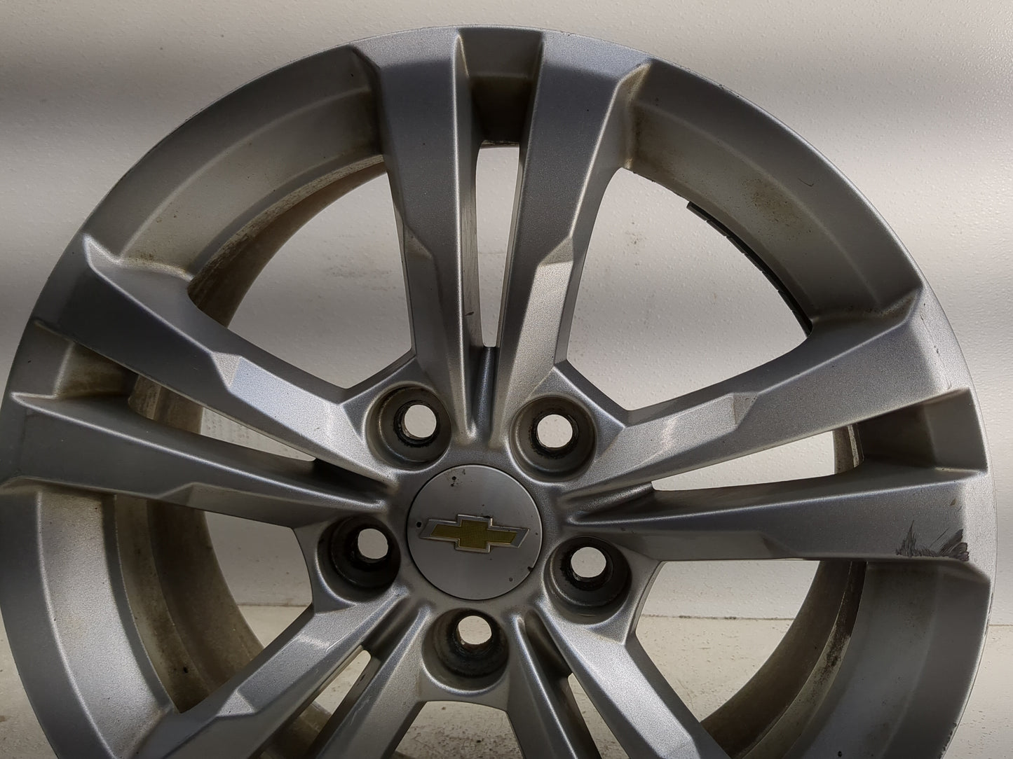 2010-2017 Chevrolet Equinox Oem Wheel Rim 1374823 - Oemusedautoparts1.com
