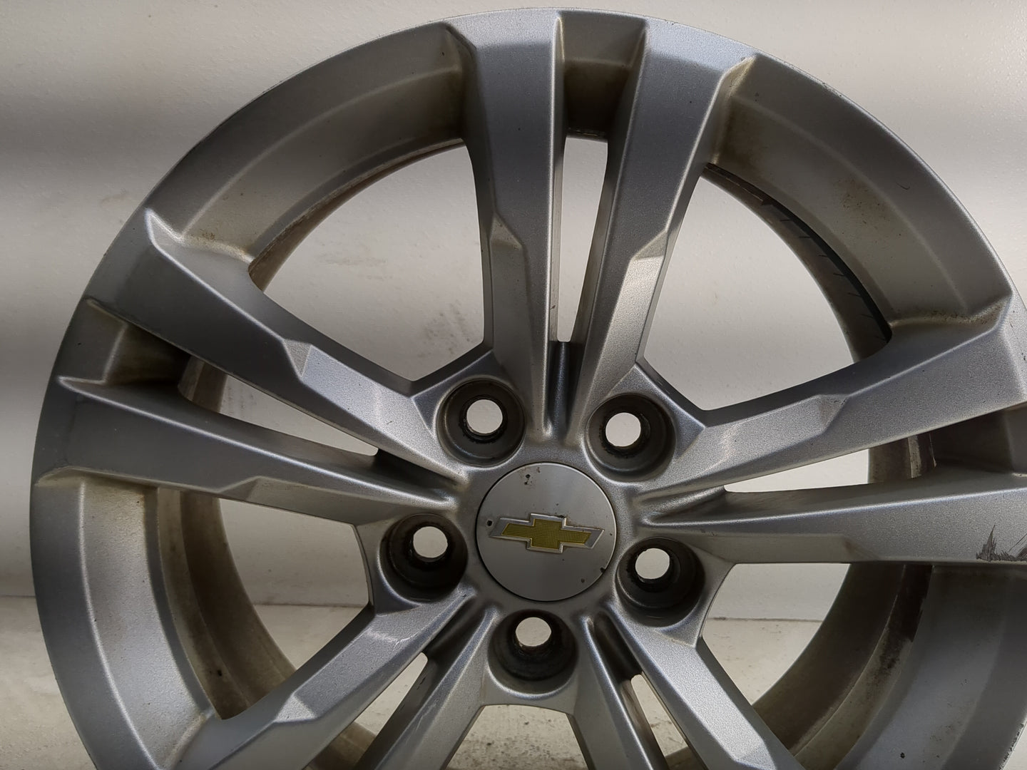 2010-2017 Chevrolet Equinox Oem Wheel Rim 1374823 - Oemusedautoparts1.com