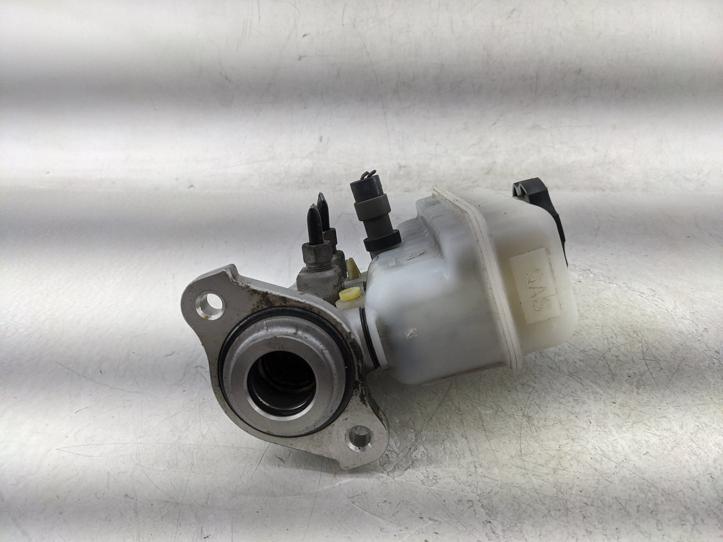 2011-2017 Chevrolet Equinox Brake Master Cylinder - Oemusedautoparts1.com