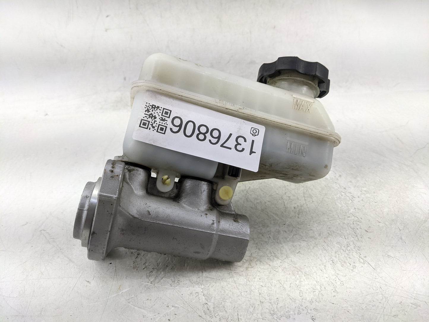 2011-2017 Chevrolet Equinox Brake Master Cylinder - Oemusedautoparts1.com