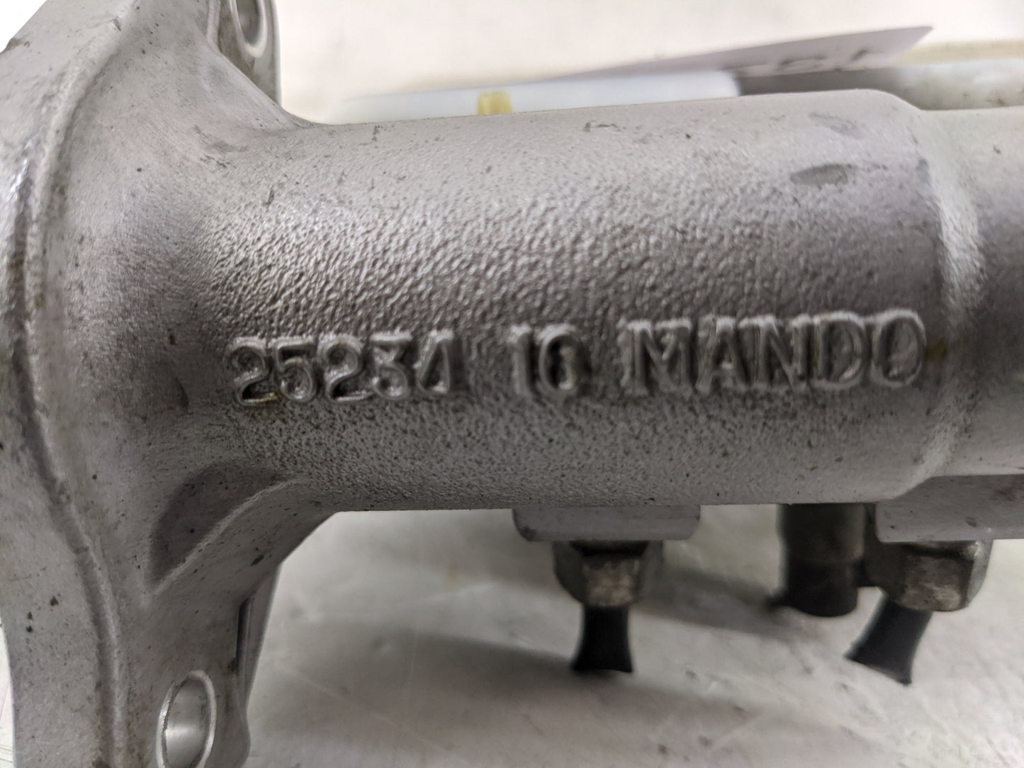 2011-2017 Chevrolet Equinox Brake Master Cylinder - Oemusedautoparts1.com