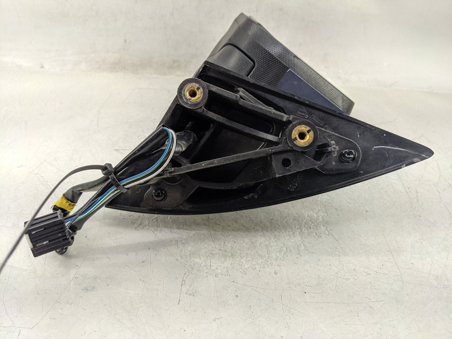 2011-2014 Chevrolet Equinox Driver Side View Mirror - Left Door Mirror OEM Used - Oemusedautoparts1.com