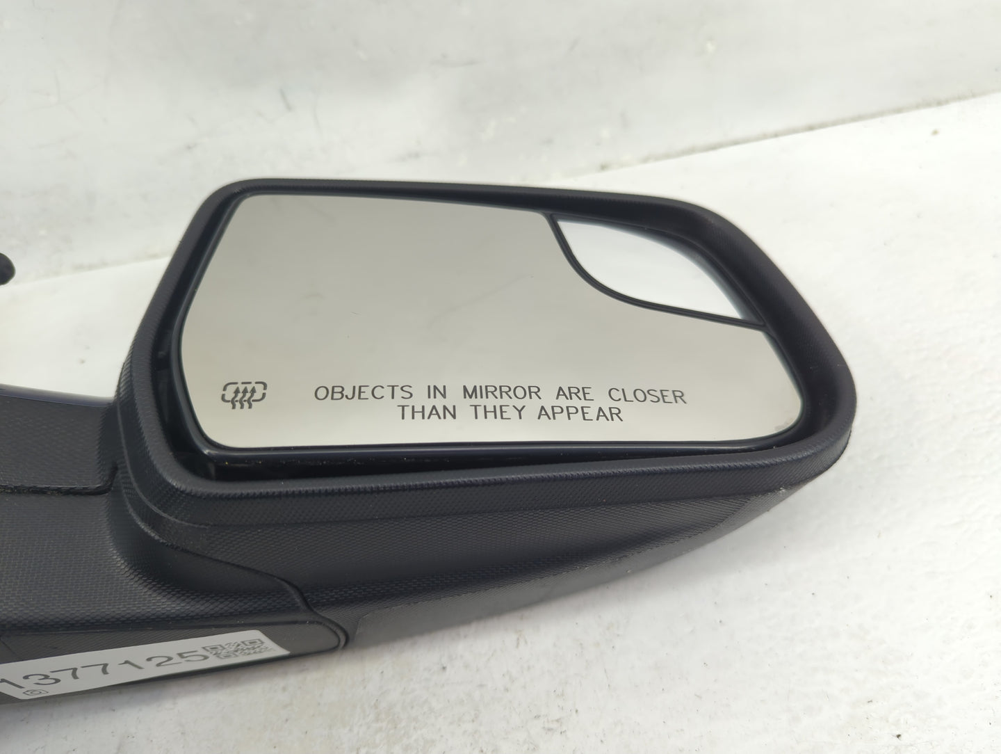 2011-2014 Chevrolet Equinox Passenger Side View Mirror - Right Door Mirror OEM Used - Oemusedautoparts1.com