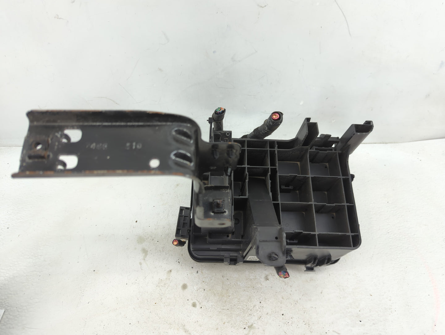 2013-2016 Chevrolet Equinox Fusebox Fuse Box Panel Relay Module P/N:22922727 Fits Fits 2013 2014 2015 2016 OEM Used Auto Par