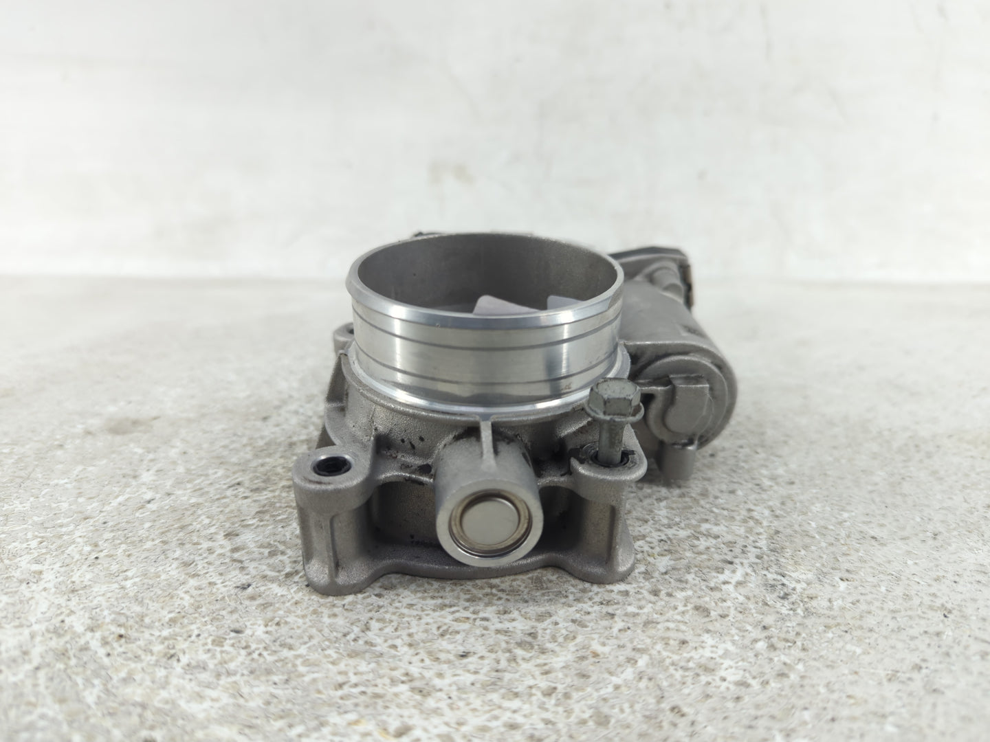 2012-2015 Chevrolet Equinox Throttle Body Fits Fits 2012 2013 2014 2015 OEM Used Auto Parts - Oemusedautoparts1.com