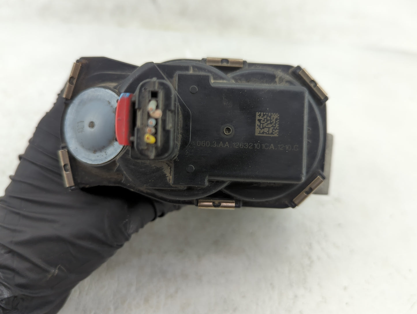 2012-2015 Chevrolet Equinox Throttle Body P/N:12632101CA Fits Fits 2012 2013 2014 2015 OEM Used Auto Parts - Oemusedautopart
