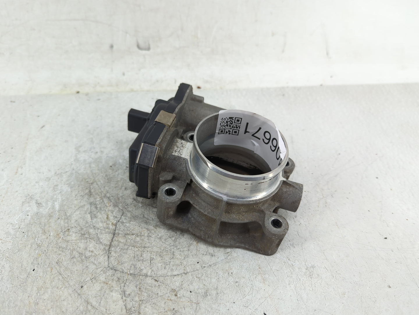 2012-2015 Chevrolet Equinox Throttle Body P/N:12632101CA Fits Fits 2012 2013 2014 2015 OEM Used Auto Parts - Oemusedautopart