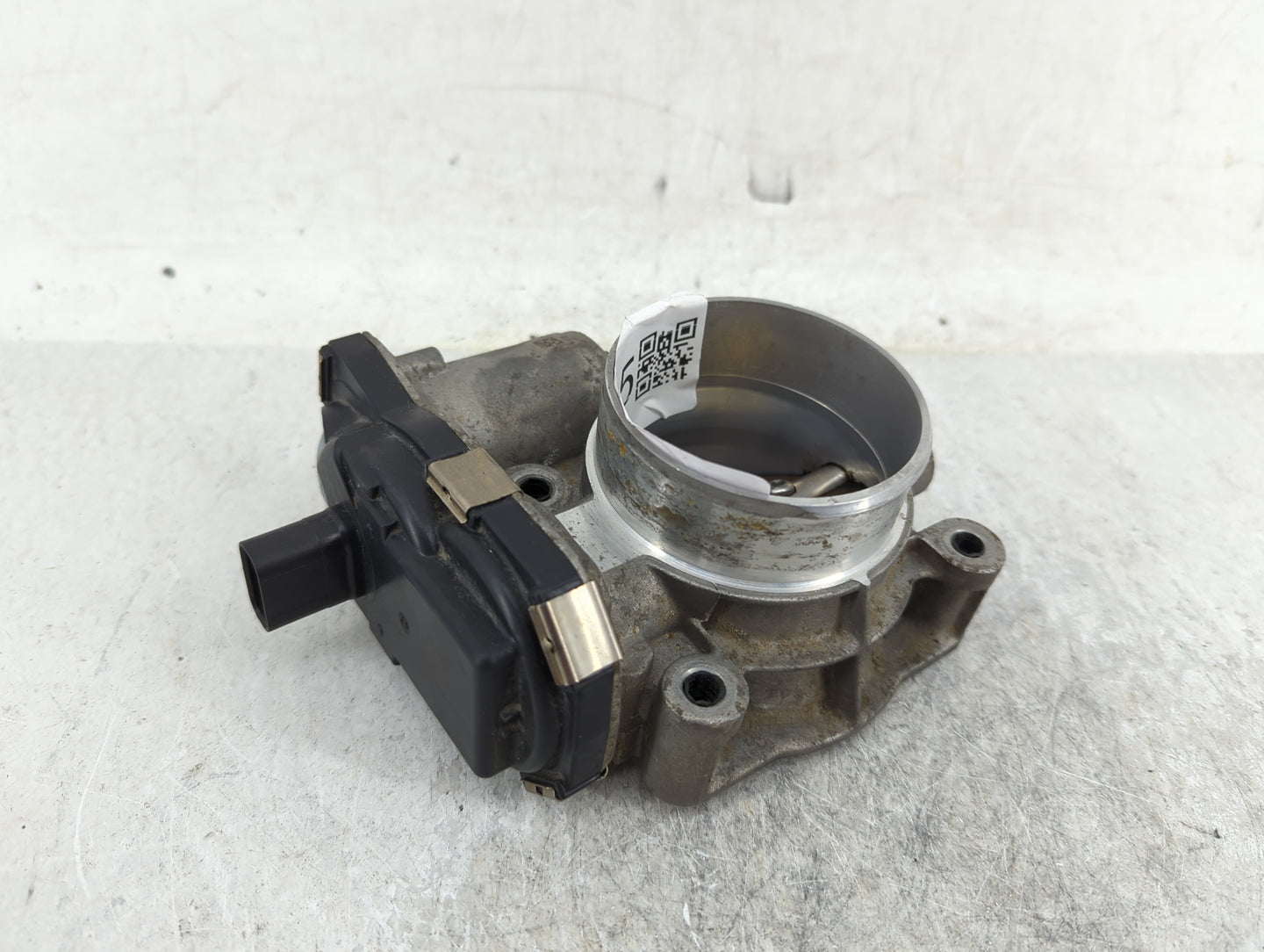 2012-2015 Chevrolet Equinox Throttle Body P/N:12632101CA Fits Fits 2012 2013 2014 2015 OEM Used Auto Parts - Oemusedautopart