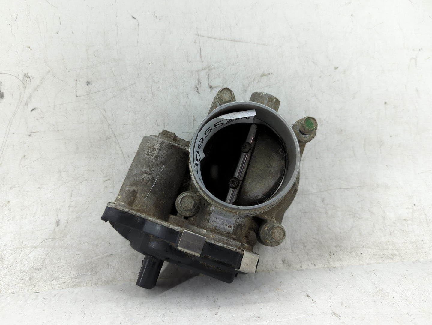 2012-2015 Chevrolet Equinox Throttle Body P/N:12632101CA Fits Fits 2012 2013 2014 2015 OEM Used Auto Parts - Oemusedautopart