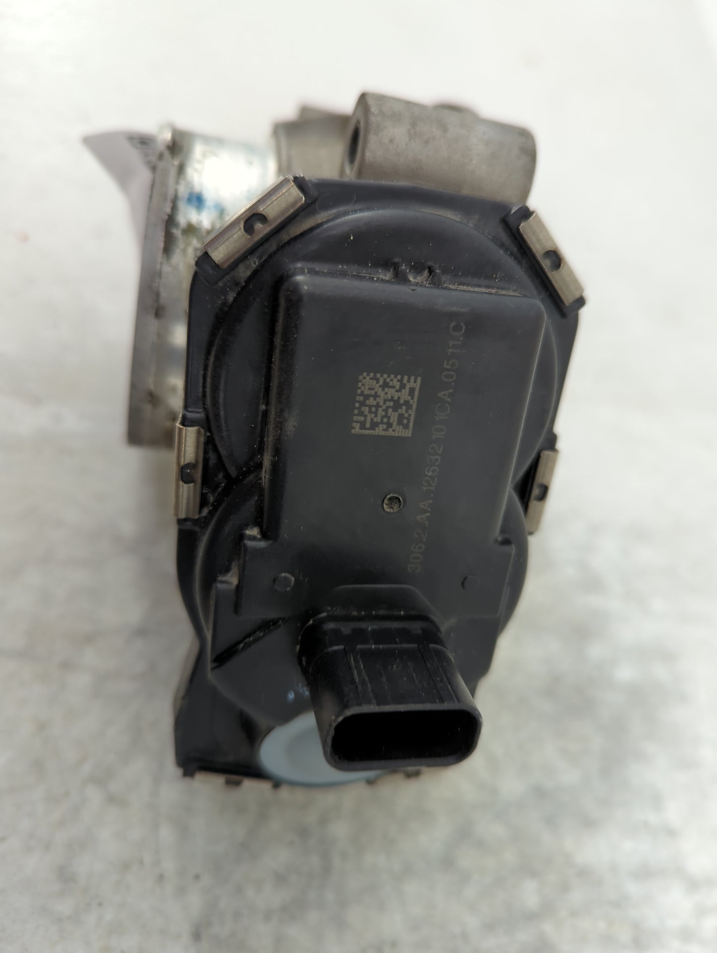 2012-2015 Chevrolet Equinox Throttle Body P/N:12632101CA Fits Fits 2012 2013 2014 2015 OEM Used Auto Parts - Oemusedautopart